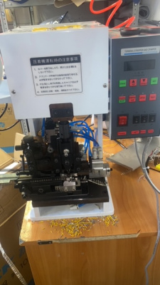 Станок для зачистки и опрессовки проводов EW-50A-1