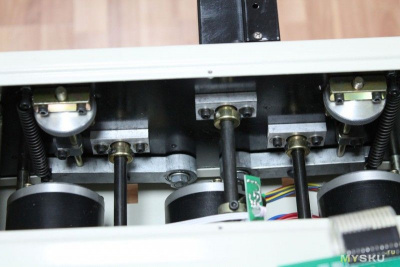 Станок для резки и зачистки провода SWT508C