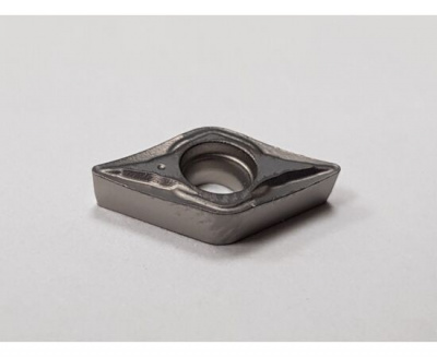 Сменная твердосплавная пластина для снятия криволинейной фаски